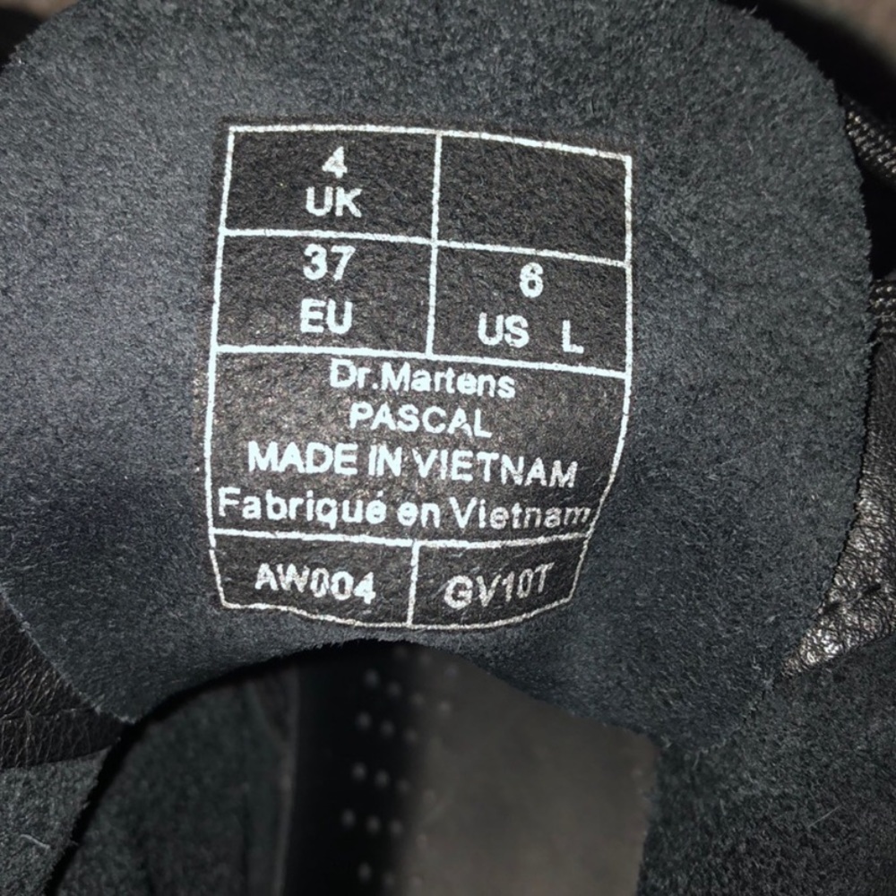 Black Doc Marten Lace Up Leather Boot - Picture 5 of 5